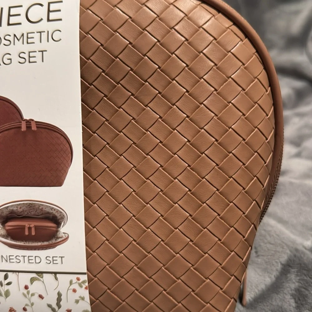 NWT GloTech 2-pack Faux Leather Cosmetic Bags with Rechargeable Compact Mirror